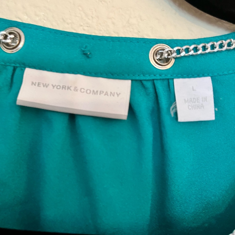 Teal color top